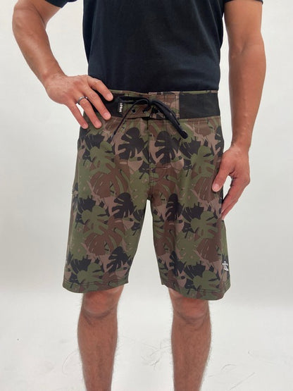 POIPU BOARD SHORT
